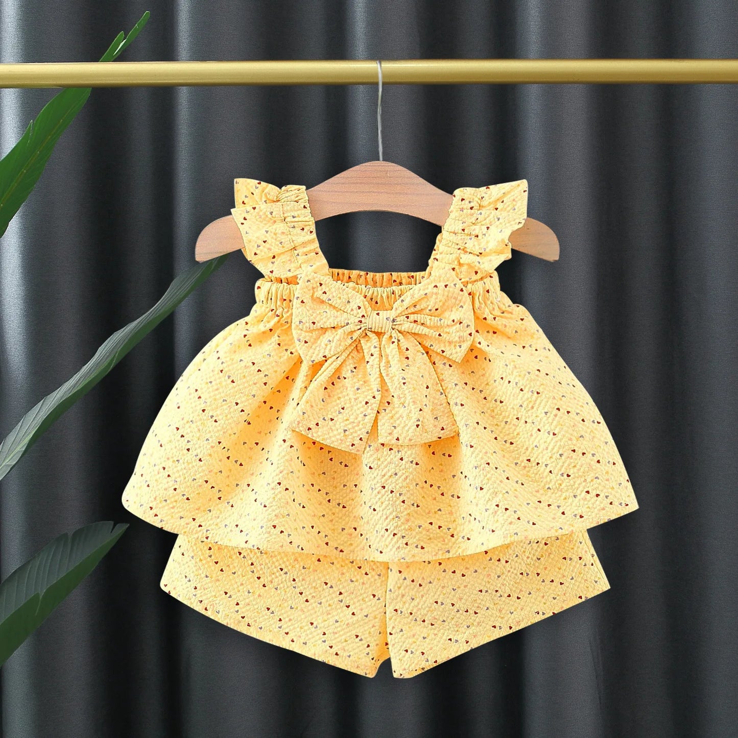 Colorful Dotted Flying Sleeve With Shorts Set