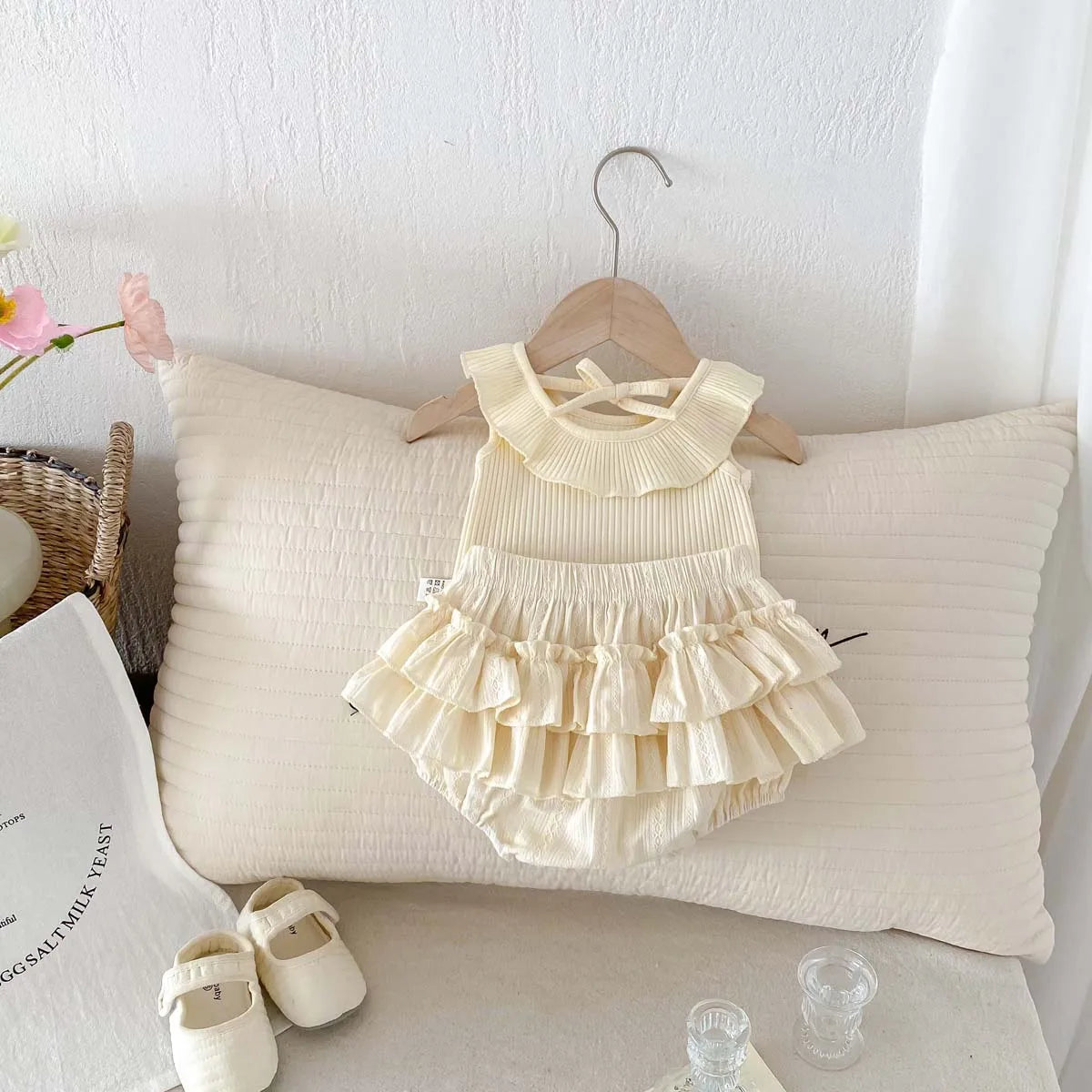 2-Piece Ruffle Baby Set