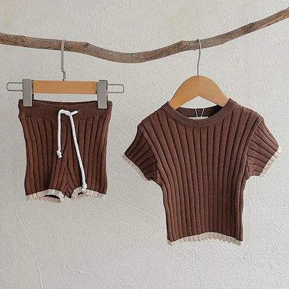 Knitted Short Sleeved Pullover Top & Shorts Set