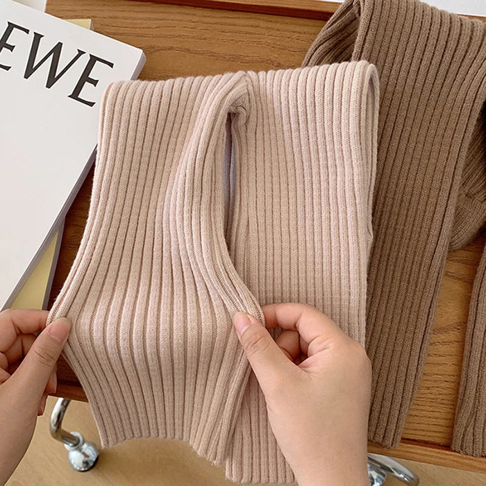 Knitted Trousers With Elastic Waist