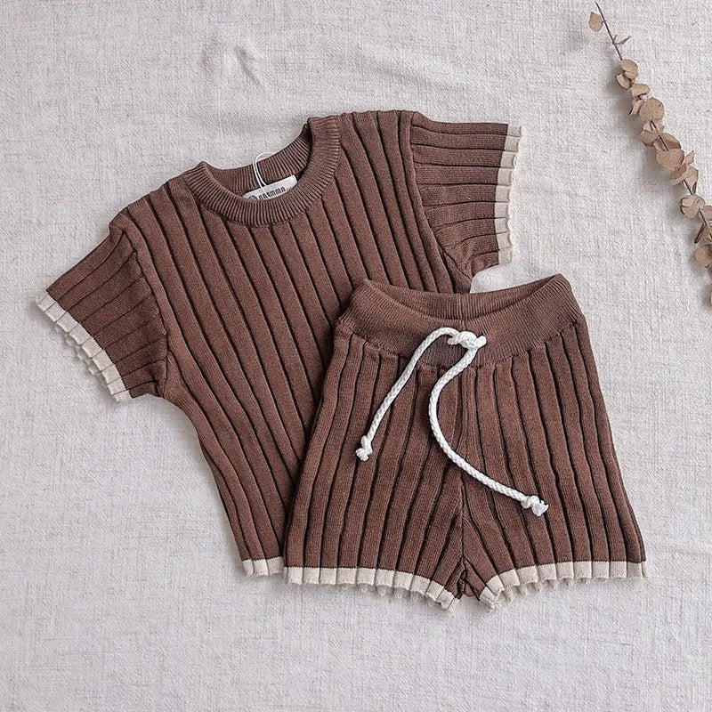 Knitted Short Sleeved Pullover Top & Shorts Set