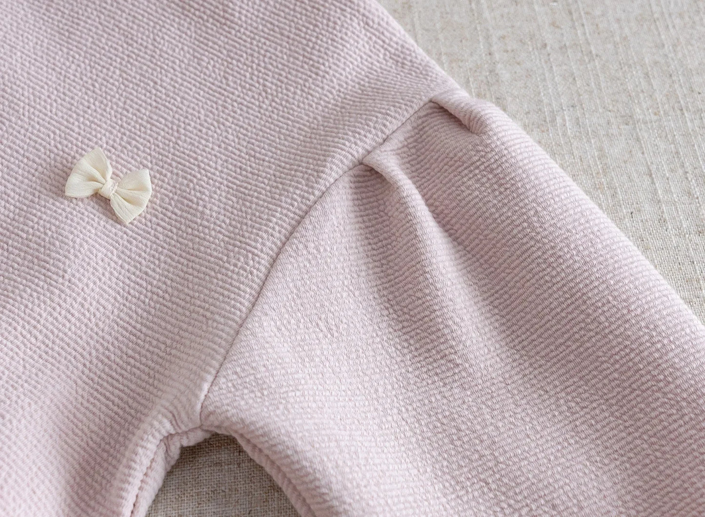 Sweet Bow Lace Top & Pants Two-piece Set