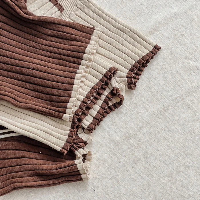 Knitted Short Sleeved Pullover Top & Shorts Set