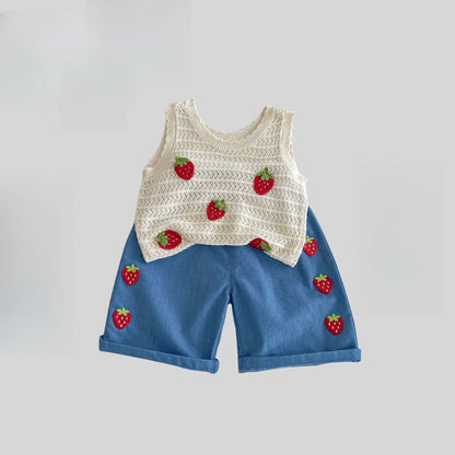Charming Strawberry Embroidery Set