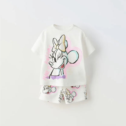 Adorable 100% Cotton Minnie T-Shirt & Shorts Set!