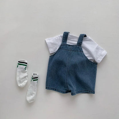 Tee & Denim Overall Outfit