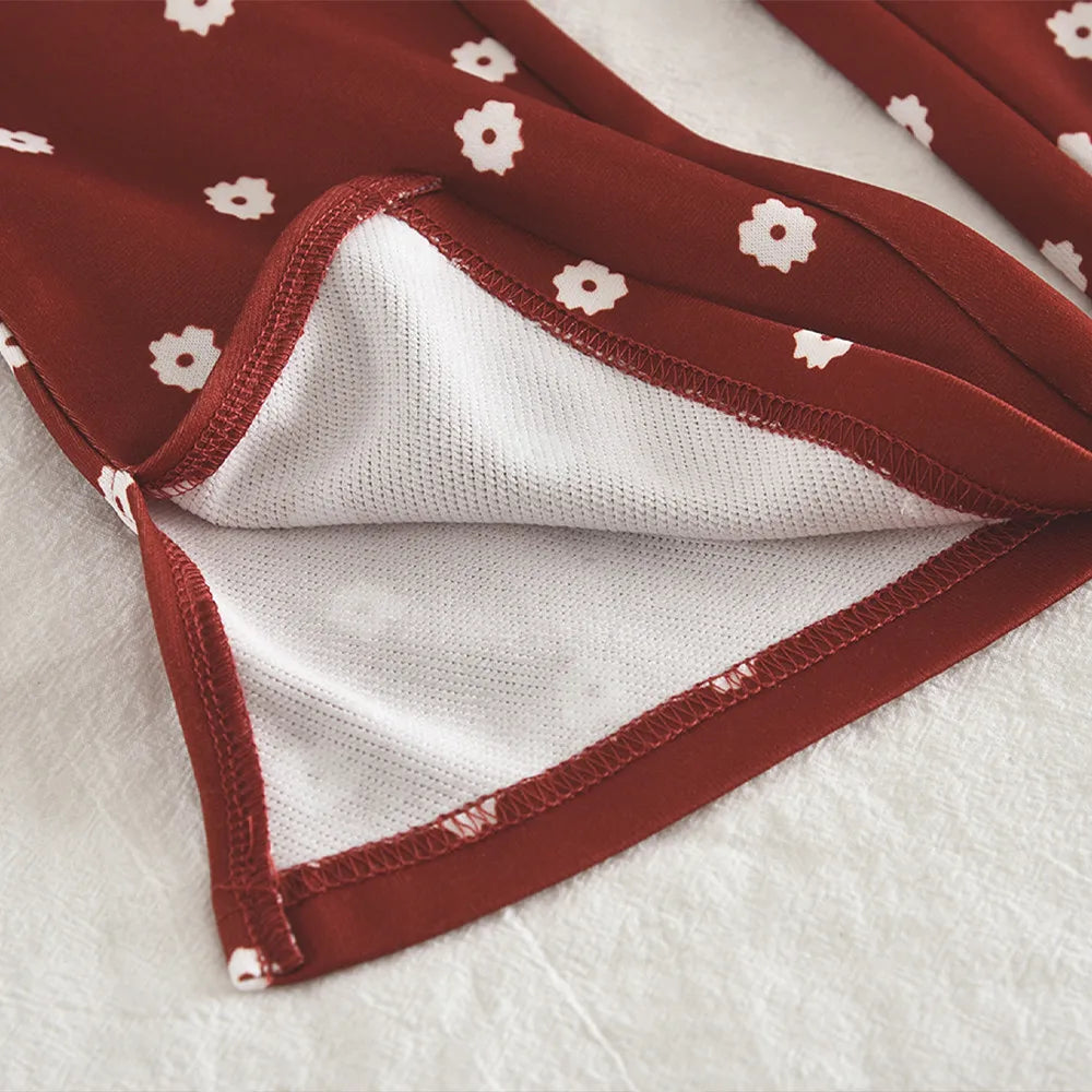 Collar T-shirt Top & Flower Pants Two-Piece Set