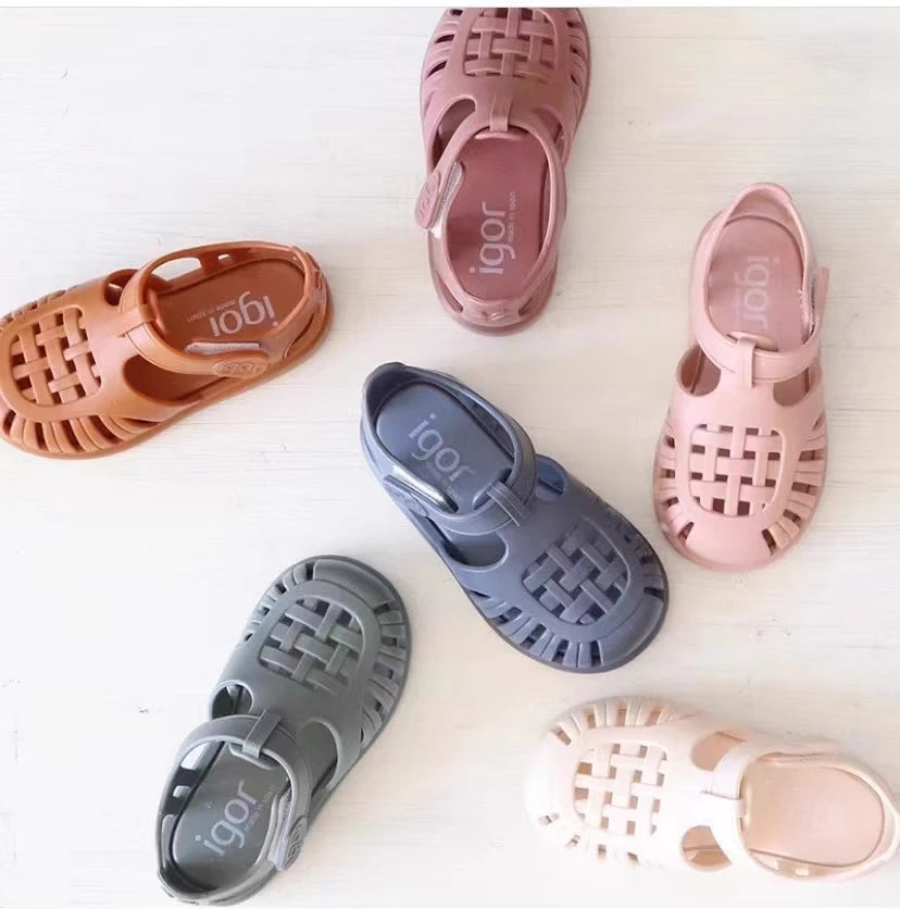 Summer Sandals – Stylish & Comfy for Little Feet!