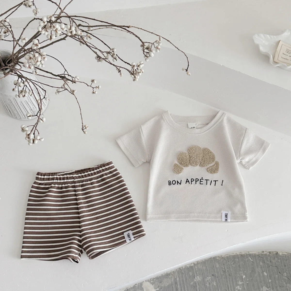 Cute Cookie Towel Embroidery T-Shirt & Shorts Baby Set