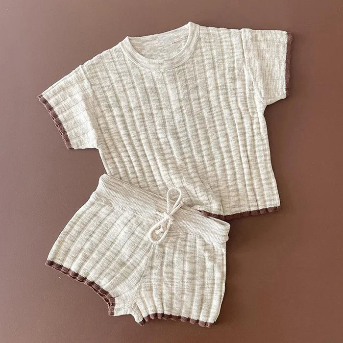 Knitted Short Sleeved Pullover Top & Shorts Set